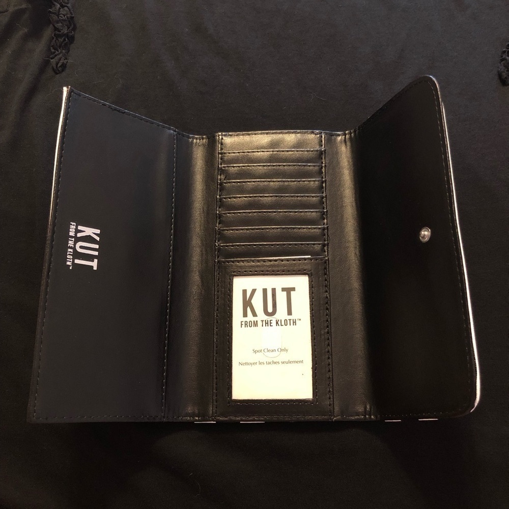 Kut from the Kloth Slim Striped Wallet - Picture 3 of 8